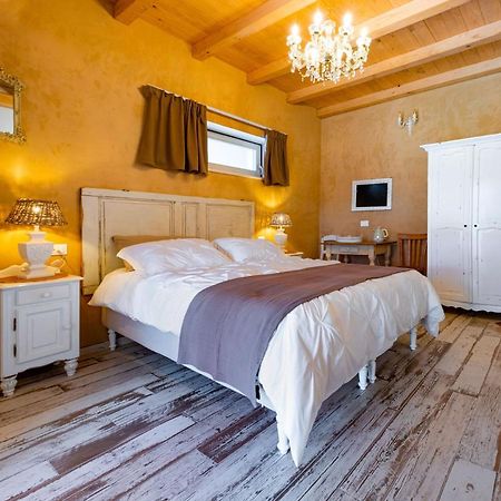 Aria Di Bosco Bed and Breakfast Λ' Άκουιλα Εξωτερικό φωτογραφία