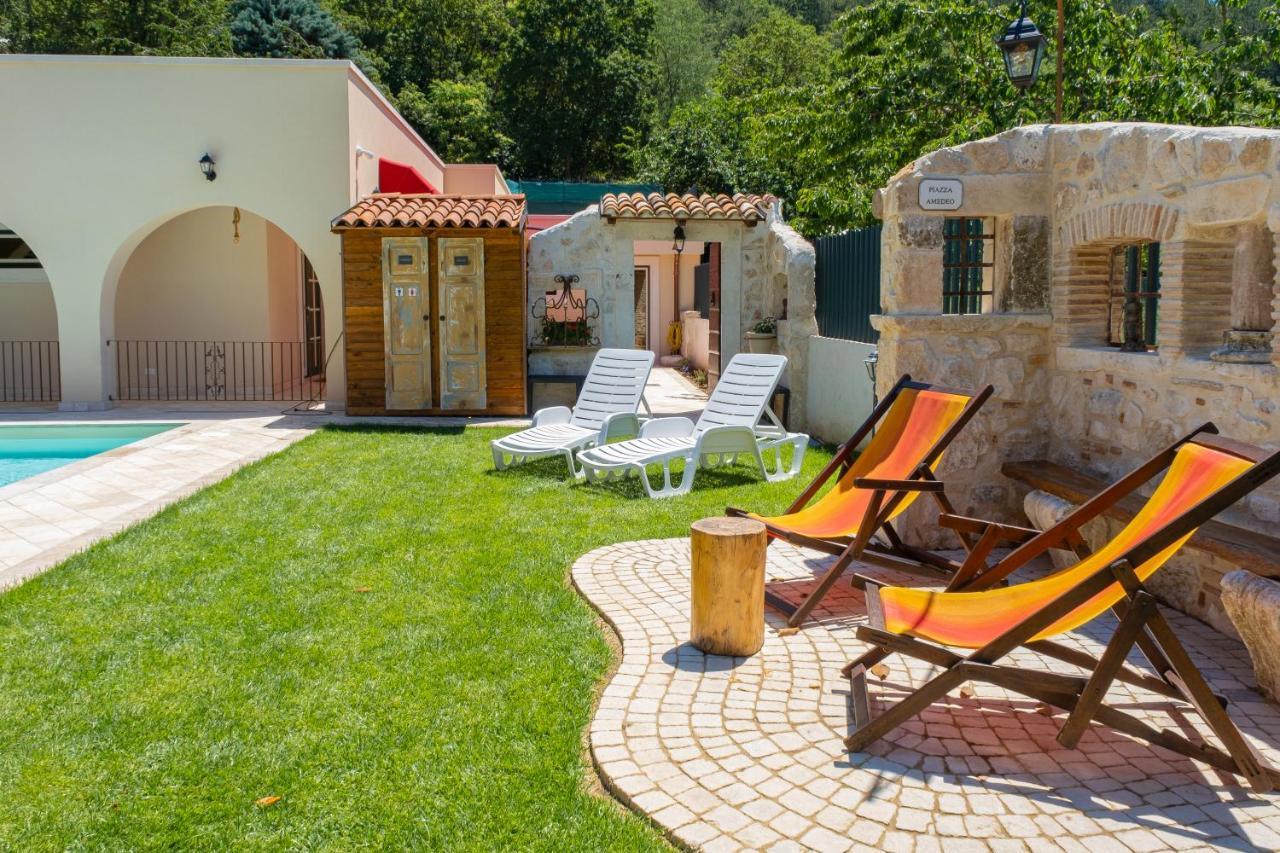 Aria Di Bosco Bed and Breakfast Λ' Άκουιλα Εξωτερικό φωτογραφία