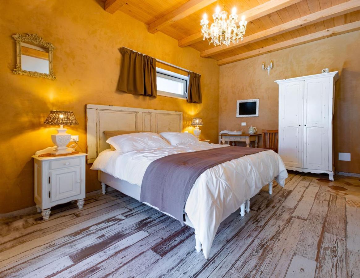 Aria Di Bosco Bed and Breakfast Λ' Άκουιλα Εξωτερικό φωτογραφία